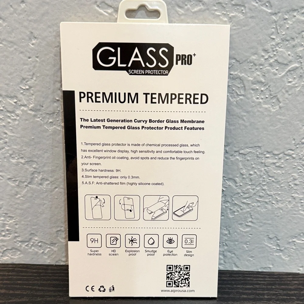 Glass Screen Protector for iPhone 14 Pro - Black